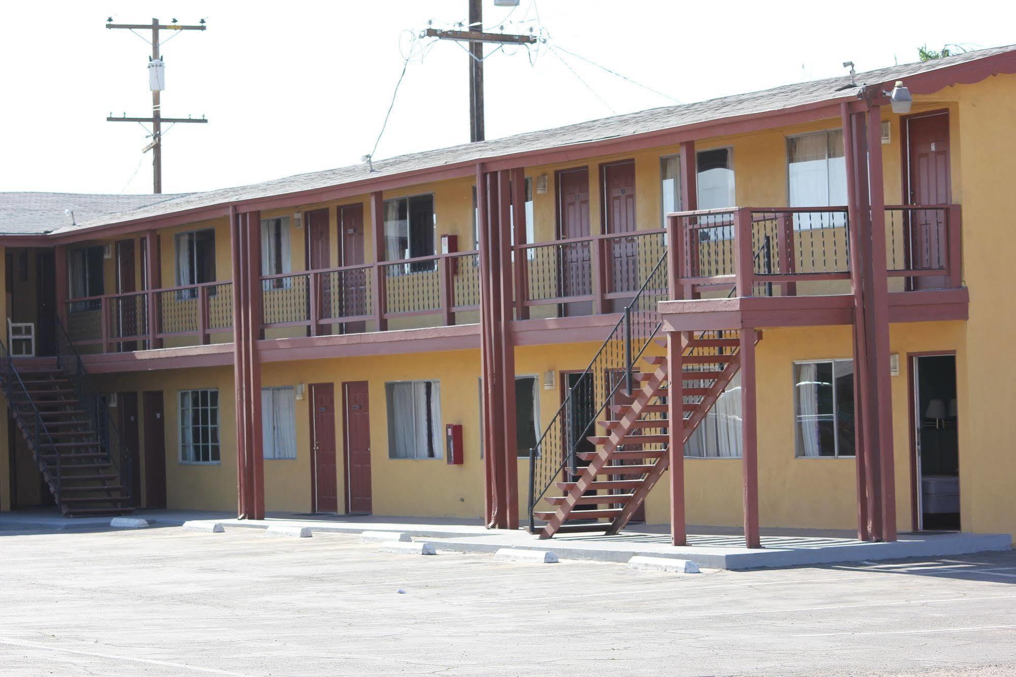 Cinderella Motel Wasco ภายนอก รูปภาพ